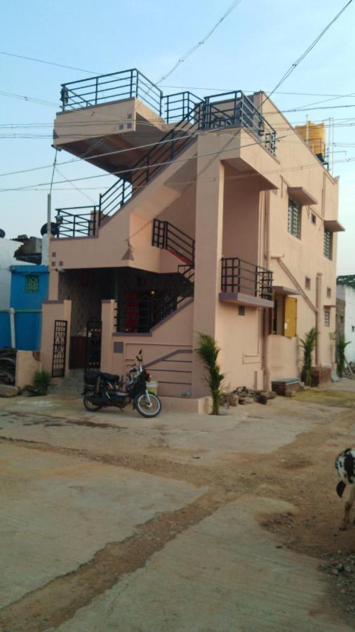 Druva Homestay Hampi Eksteriør billede